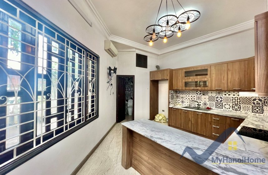 4 bedrooms House in Long Bien, Ha Noi, Vietnam No. 26675