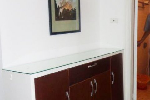3 bedrooms Apartment in Dong Da, Ha Noi, No. 6639 4