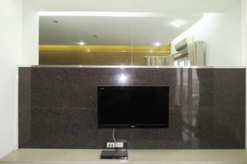 3 bedrooms Apartment in Dong Da, Ha Noi, No. 6640 2