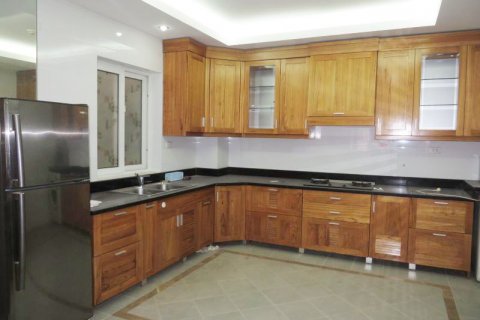 3 bedrooms Apartment in Dong Da, Ha Noi, No. 6640 3