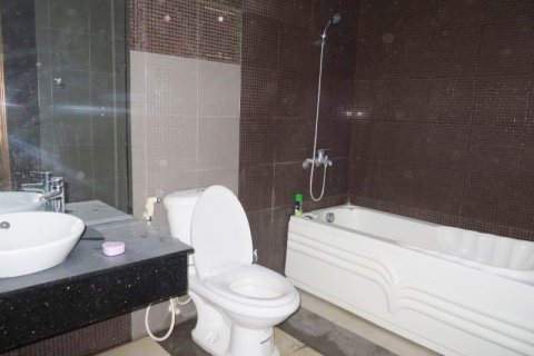 3 bedrooms Apartment in Dong Da, Ha Noi, No. 6640 11