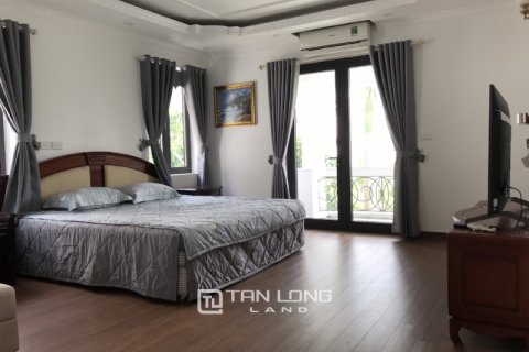 4 bedrooms House in Tay Ho, Ha Noi, No. 2377 8