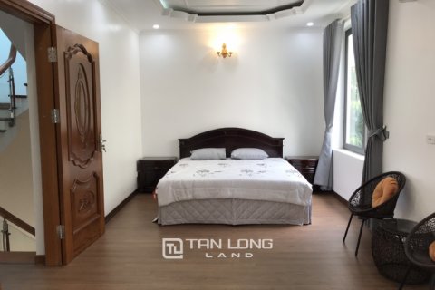 4 bedrooms House in Tay Ho, Ha Noi, No. 2377 7