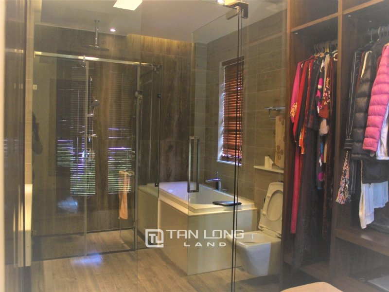 4 bedrooms Villa in Long Bien, Ha Noi, Vietnam No. 2548