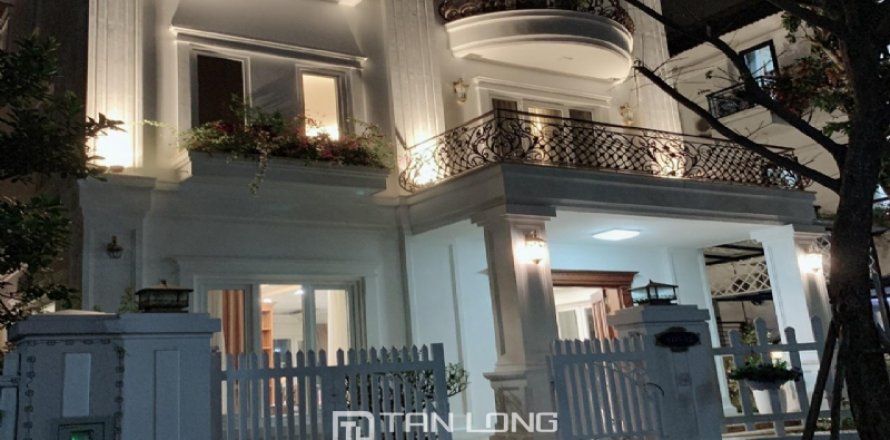 3 bedrooms Villa in Long Bien, Ha Noi, No. 2550