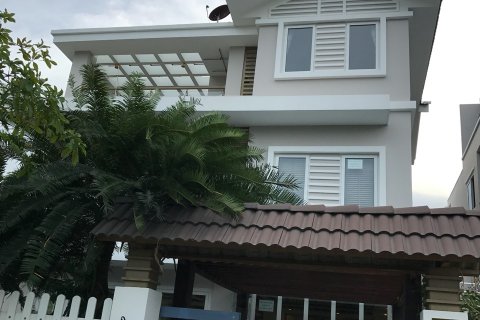 6 bedrooms Villa in Nha Trang, No. 17108 2