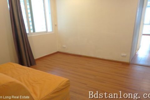 Квартира с 3 спальнями в Тэйхо, Ханой , № 7790 8