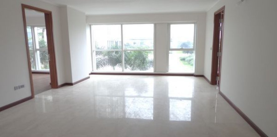 4 bedrooms Apartment in Tay Ho, Ha Noi, No. 7792