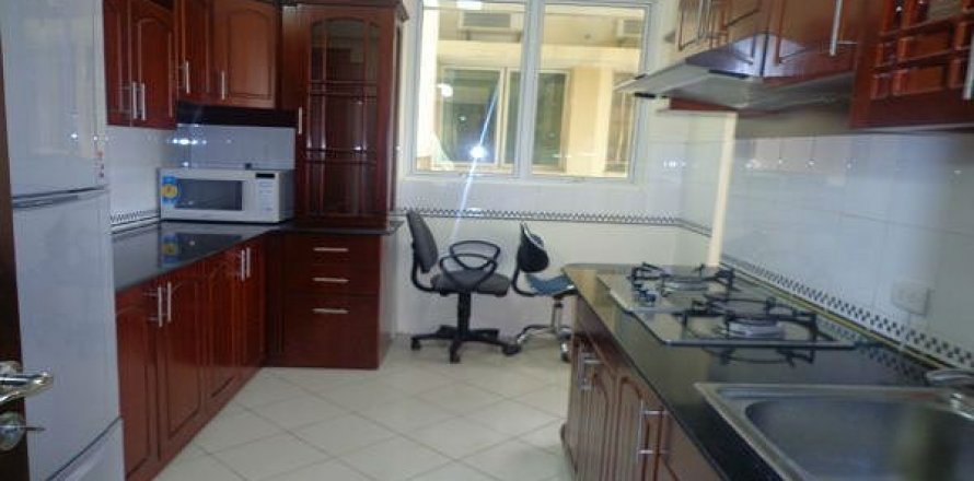 Квартира с 4 спальнями в Тэйхо, Ханой , № 7796