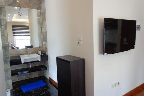 1 bedroom Apartment in Ba Dinh, Ha Noi, No. 5462 9