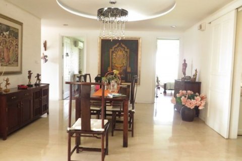 4 bedrooms Apartment in Tay Ho, Ha Noi, No. 3755 2