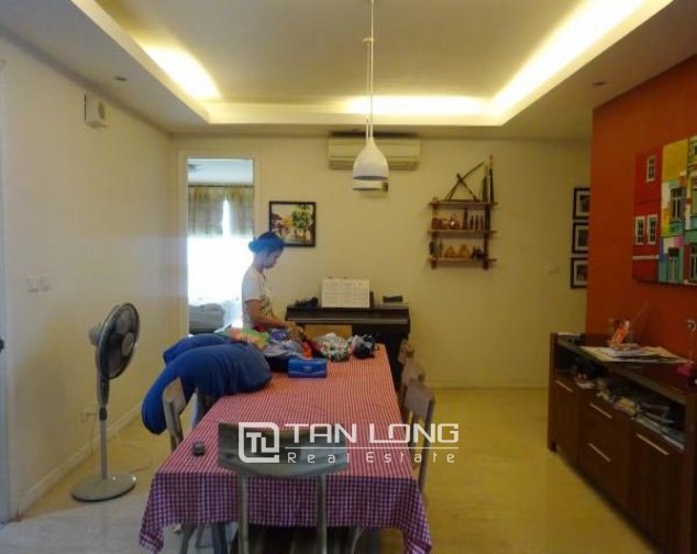 3 bedrooms Apartment in Tay Ho, Ha Noi, Vietnam No. 1869