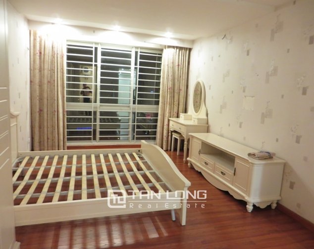 4 bedrooms Apartment in Tay Ho, Ha Noi, Vietnam No. 1871