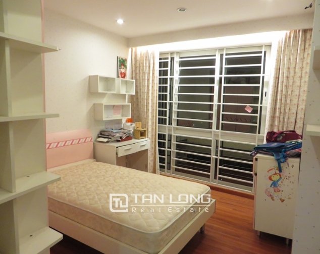 4 bedrooms Apartment in Tay Ho, Ha Noi, Vietnam No. 1871