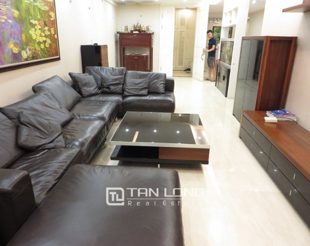 4 bedrooms Apartment in Tay Ho, Ha Noi, Vietnam No. 1871