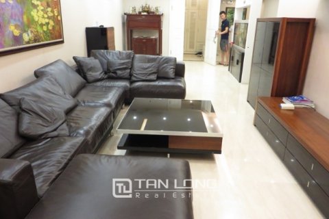 4 bedrooms Apartment in Tay Ho, Ha Noi, No. 1871 2