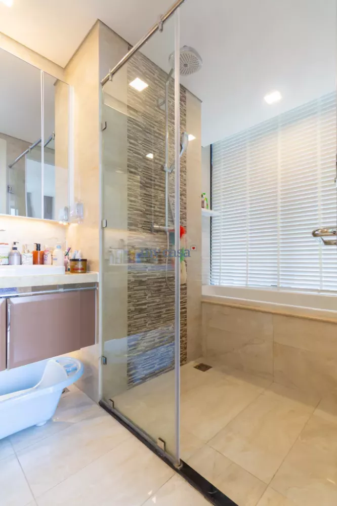 3 bedrooms Apartment in District 1, Ho Chi Minh, Vietnam No. 12153