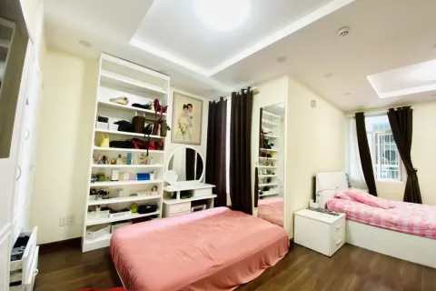 Квартира с 3 спальнями в Тхудык, Хошимин ,  № 27133 5