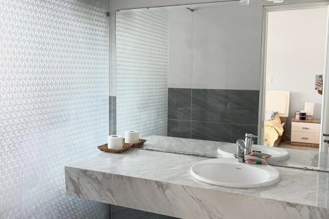 3 bedrooms Apartment in Nha Trang, No. 24746 11