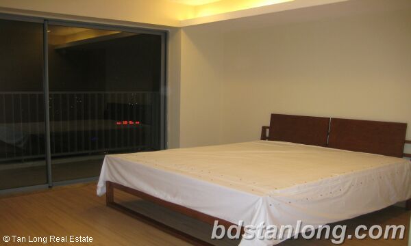 3 bedrooms Apartment in Dong Da, Ha Noi, Vietnam No. 8231