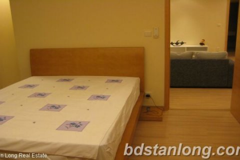 3 bedrooms Apartment in Dong Da, Ha Noi, No. 8231 6
