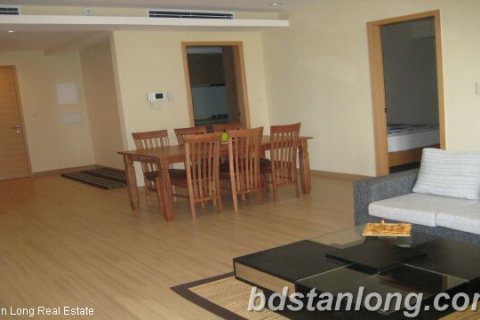 3 bedrooms Apartment in Dong Da, Ha Noi, No. 8231 2