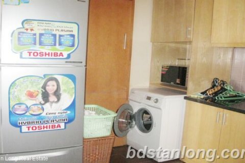 3 bedrooms Apartment in Dong Da, Ha Noi, No. 8235 6