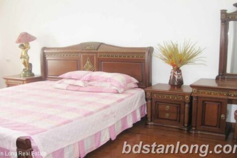 3 bedrooms Apartment in Dong Da, Ha Noi, No. 8230 7