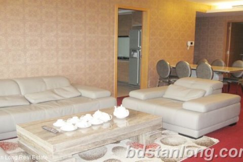 3 bedrooms Apartment in Dong Da, Ha Noi, No. 8233 2