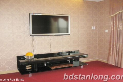 3 bedrooms Apartment in Dong Da, Ha Noi, No. 8233 3