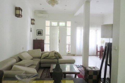 4 bedrooms Villa in Tay Ho, Ha Noi, No. 6895 3