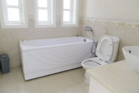 4 bedrooms Villa in Tay Ho, Ha Noi, No. 6895 13