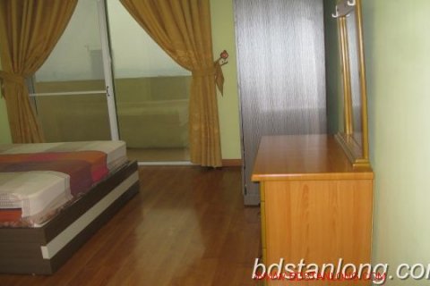 4 bedrooms Apartment in Tay Ho, Ha Noi,  No. 4456 9