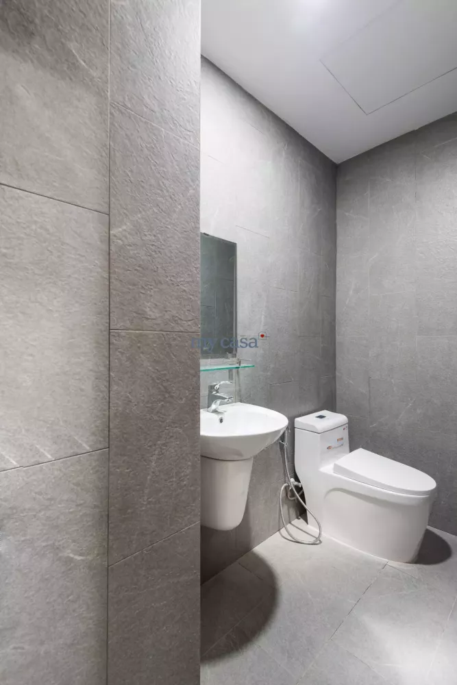 5 bedrooms Apartment in Thu Duc, Ho Chi Minh, Vietnam No. 12729