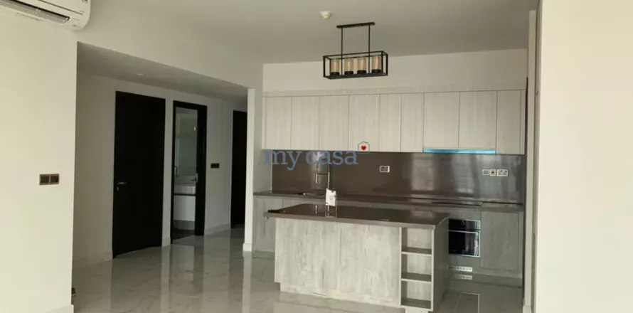 Квартира с 4 спальнями в Тхудык, Хошимин , № 12038