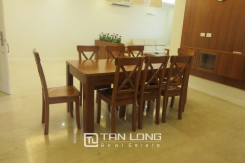 3 bedrooms Apartment in Tay Ho, Ha Noi, No. 5165 5