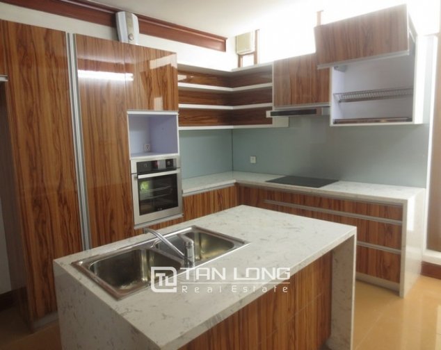 5 bedrooms House in Hoan Kiem, Ha Noi, Vietnam No. 5168