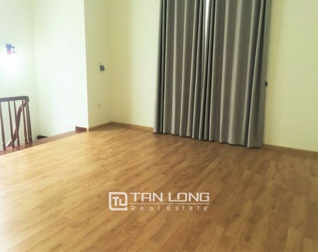 4 bedrooms Villa in Long Bien, Ha Noi, Vietnam No. 5170