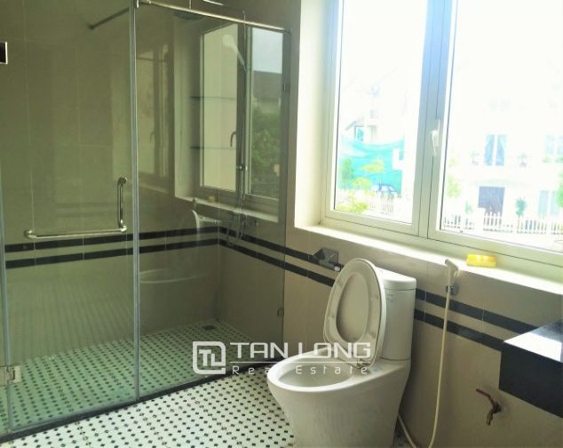 4 bedrooms Villa in Long Bien, Ha Noi, Vietnam No. 5170
