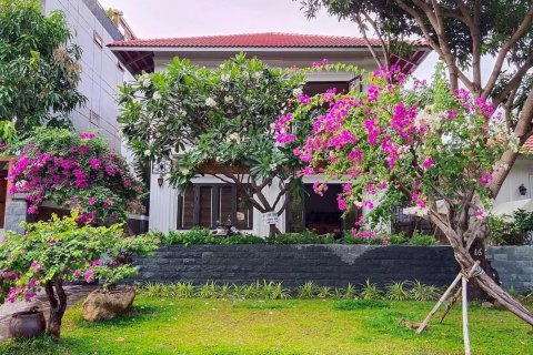 6 bedrooms Villa in Nha Trang, No. 16039