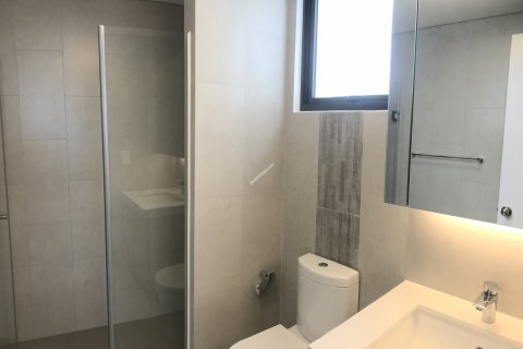 Квартира с 2 спальнями в Тхудык, Хошимин , № 15076 2
