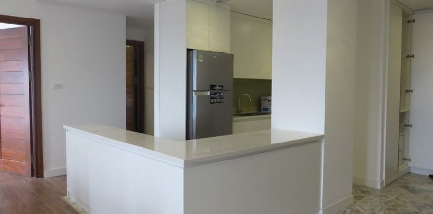 Квартира с 3 спальнями в Донгда, Ханой , № 6132