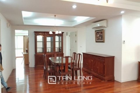 4 bedrooms Apartment in Tay Ho, Ha Noi, No. 3641 2
