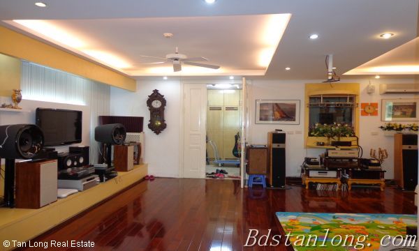 3 bedrooms Apartment in Tay Ho, Ha Noi, Vietnam No. 1980