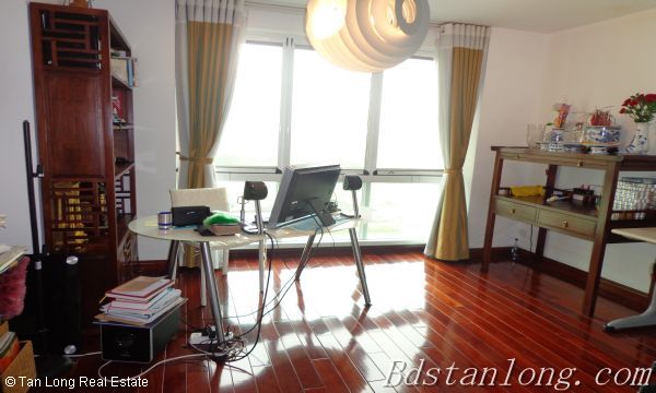 3 bedrooms Apartment in Tay Ho, Ha Noi, Vietnam No. 1980