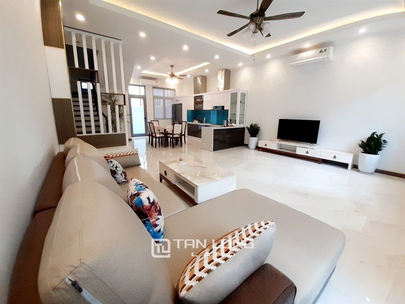 4 bedrooms House in Long Bien, Ha Noi, Vietnam No. 2675