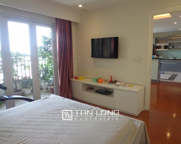 3 bedrooms Apartment in Hoan Kiem, Ha Noi, Vietnam No. 5158