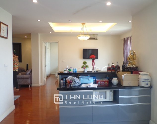 3 bedrooms Apartment in Hoan Kiem, Ha Noi, Vietnam No. 5158
