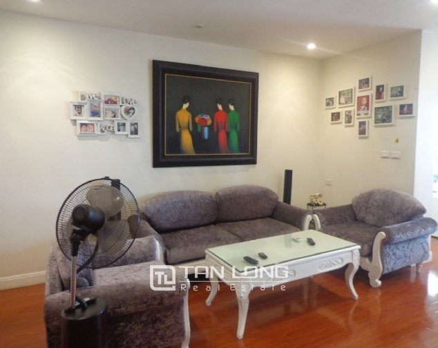 3 bedrooms Apartment in Hoan Kiem, Ha Noi, Vietnam No. 5158