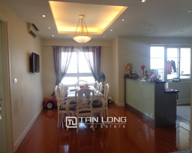 3 bedrooms Apartment in Hoan Kiem, Ha Noi, Vietnam No. 5158